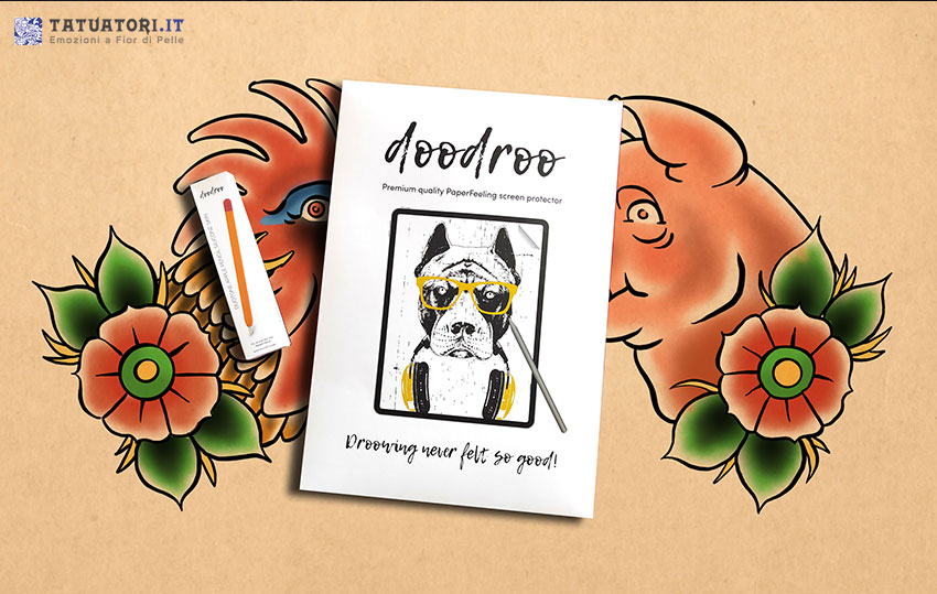 Disegnare un tatuaggio portafortuna con iPad Pro e pellicola doodroo