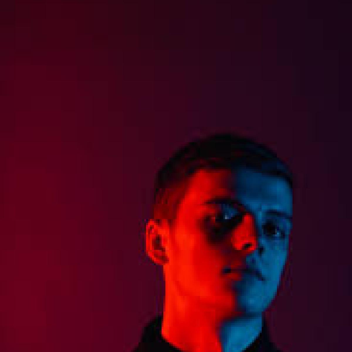 Alex007
