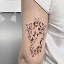 Mani con gelsomini-1