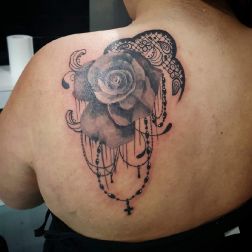 Ornamental rose