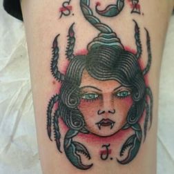 les pozer tattoo