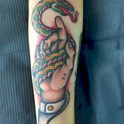 les pozer tattoo-3