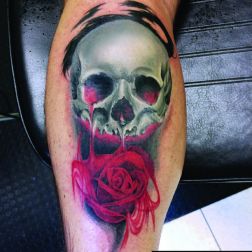 TRASH SKULL WITH RED ROSE-15