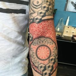 Braccio dotwork-1