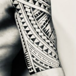 HAND MADE-1