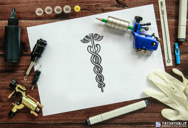 Tatuaggio Caduceo
