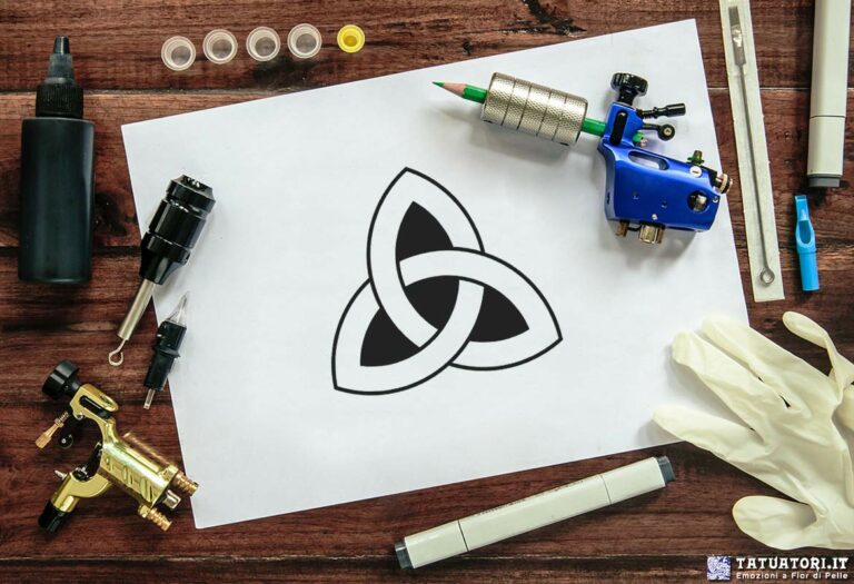 Tatuaggio Triquetra